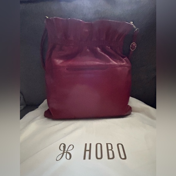 SOLD**** Authentic Hobobags "Prose" crossbody/shoulder bag. Offers are welcome! - Picture 2 of 12